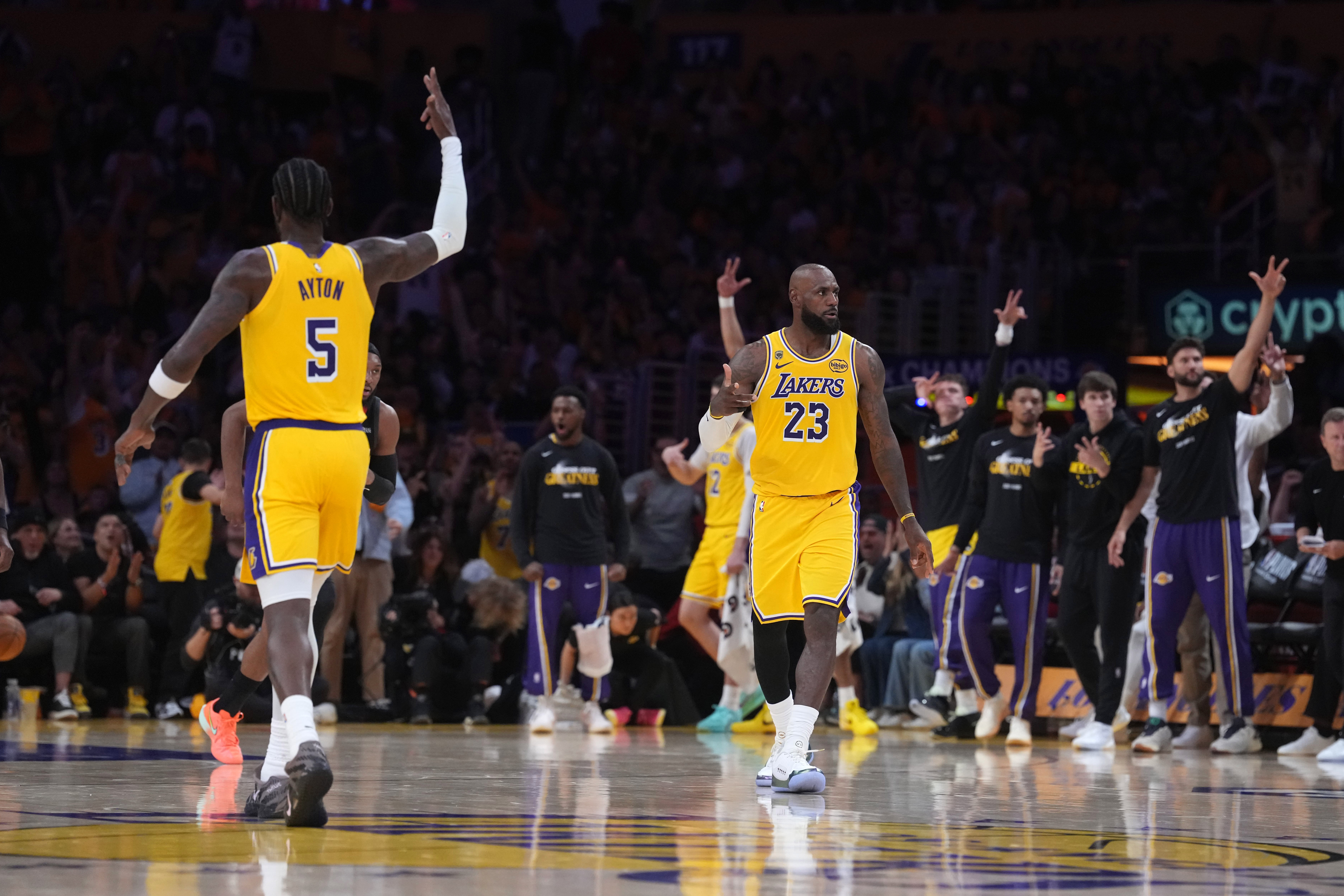 MK体育app下载-Skip：这位”GOAT“身边永远得有个背锅的 现在该轮到艾顿了